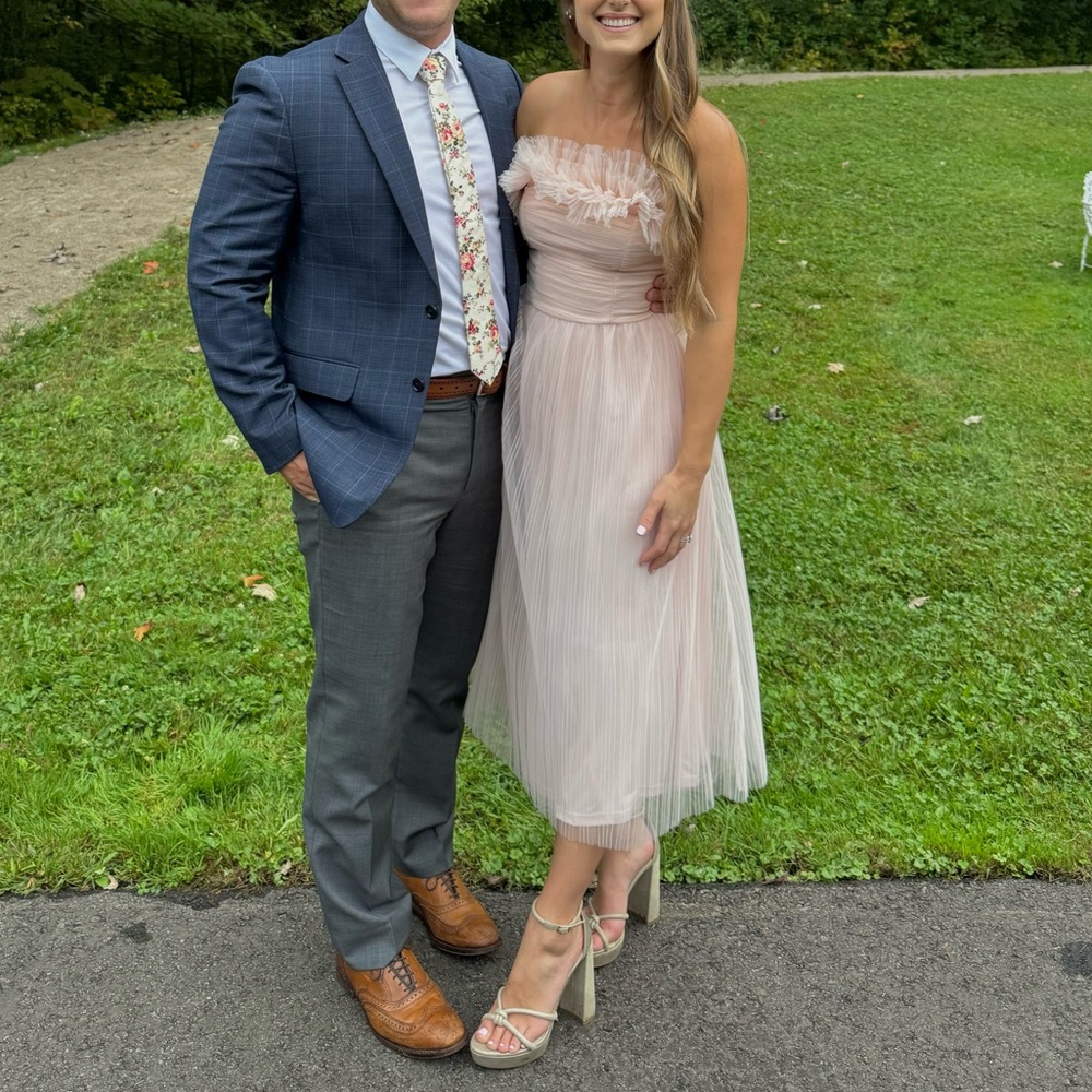 Champagne gold Pelle Moda Heels - Picture 2 of 4